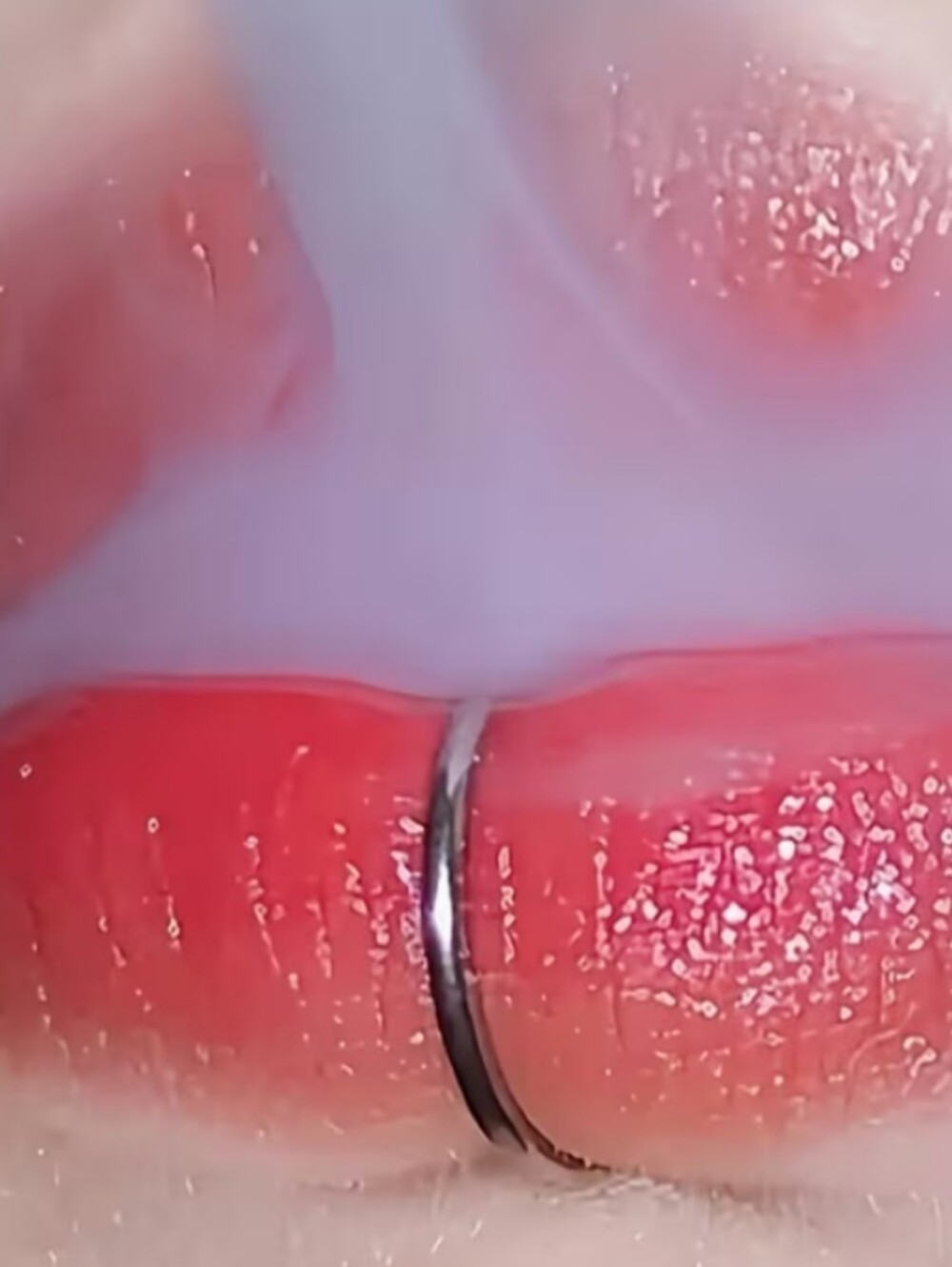 2 Fake Lip Rings - Picture 2 of 3